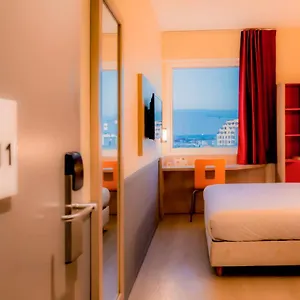 ** Hotel Premiere Classe Centre Marruecos